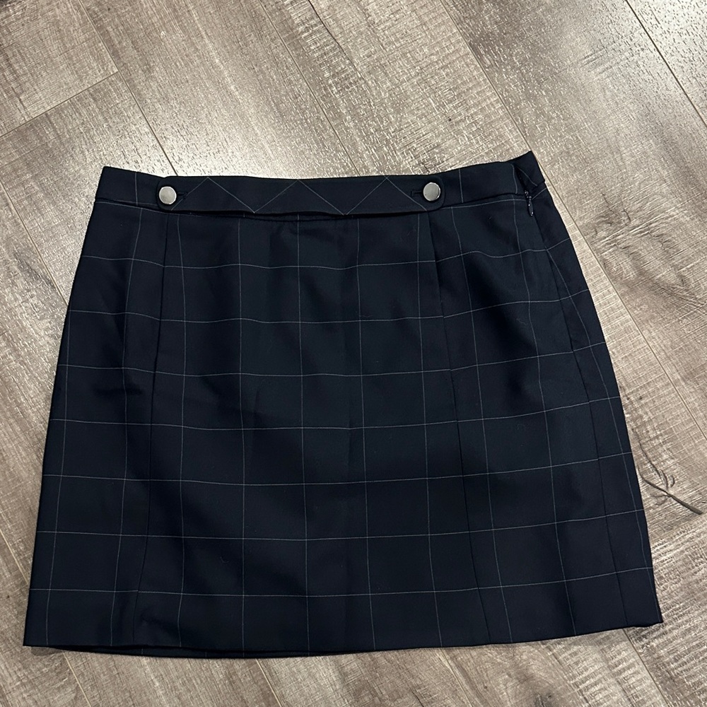 NWOT Banana Republic Classic Navy Checkered Skirt